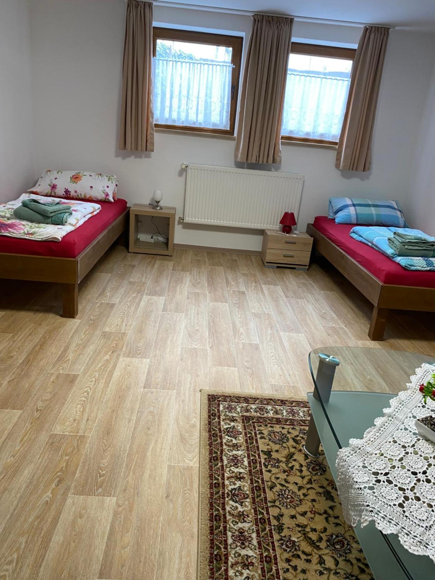 Ferienwohnung Eibenweg Gebsattel ภายนอก รูปภาพ
